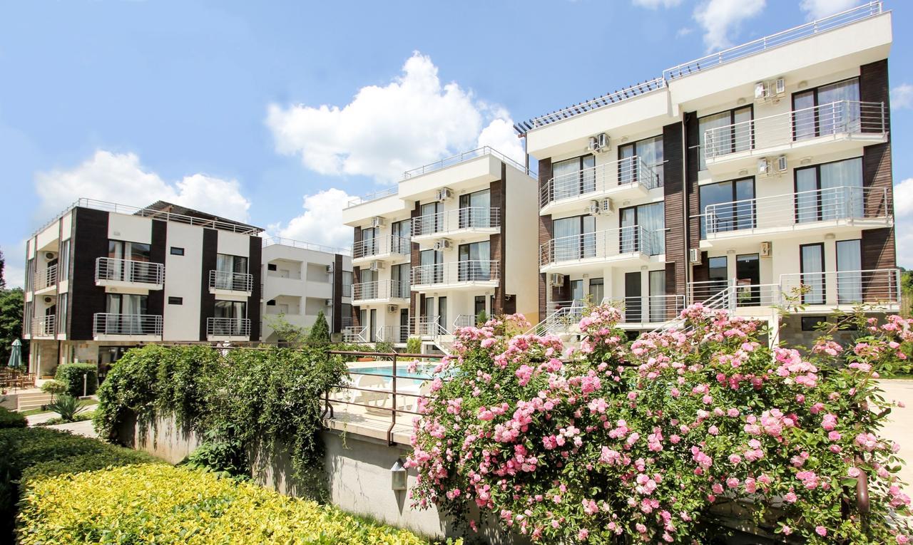 Holiday Apartment In Sunny Beach Eksteriør billede